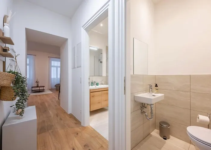 Apartamento 1 Bdr - Luxe, Right Near Vienna's Old