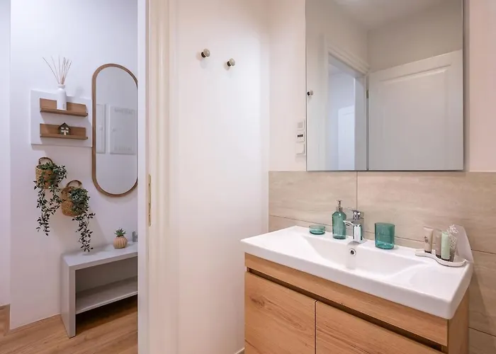 1 Bdr - Luxe, Right Near Vienna's Old * Viena